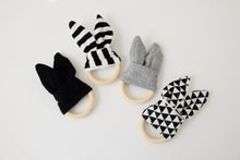 Load image into Gallery viewer, Bunny Ear Teether