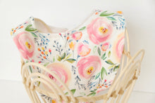 Load image into Gallery viewer, Snap Closure Bib