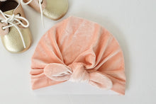 Load image into Gallery viewer, Velvet Baby Turban
